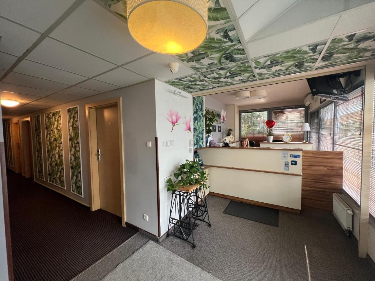 Smart2Stay Magnolia Warschau Buitenkant foto