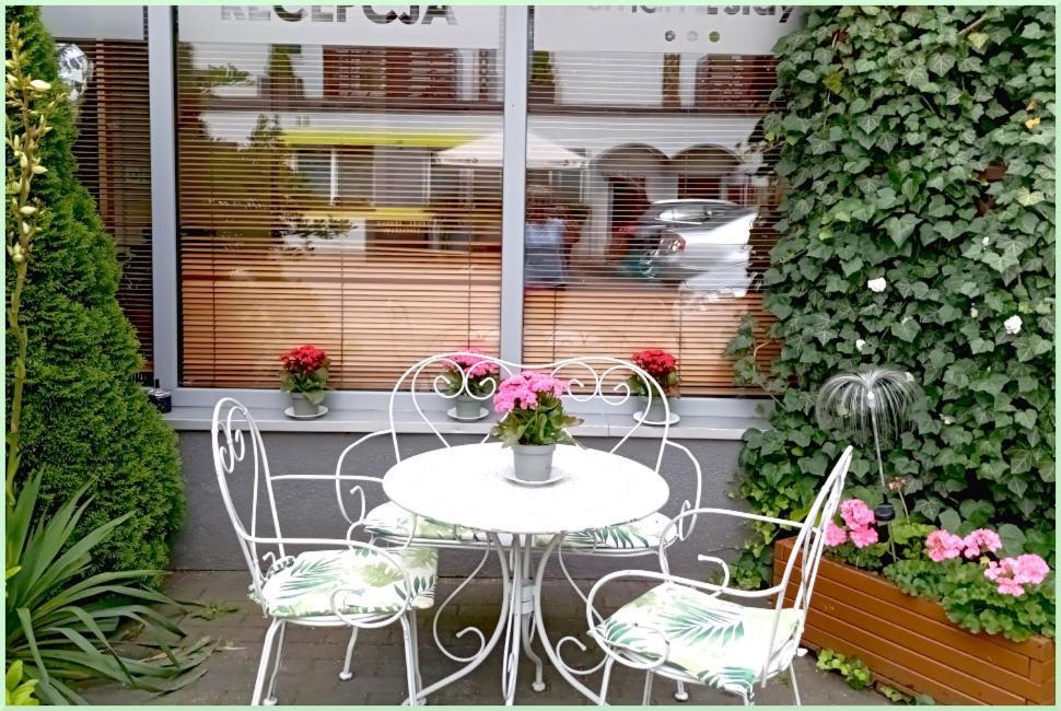 Smart2Stay Magnolia Warschau Buitenkant foto